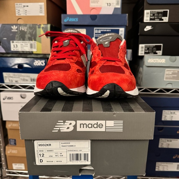 New Balance x Kith 992 “Kithmas Red” Men’s Size 12 - Picture 4 of 7